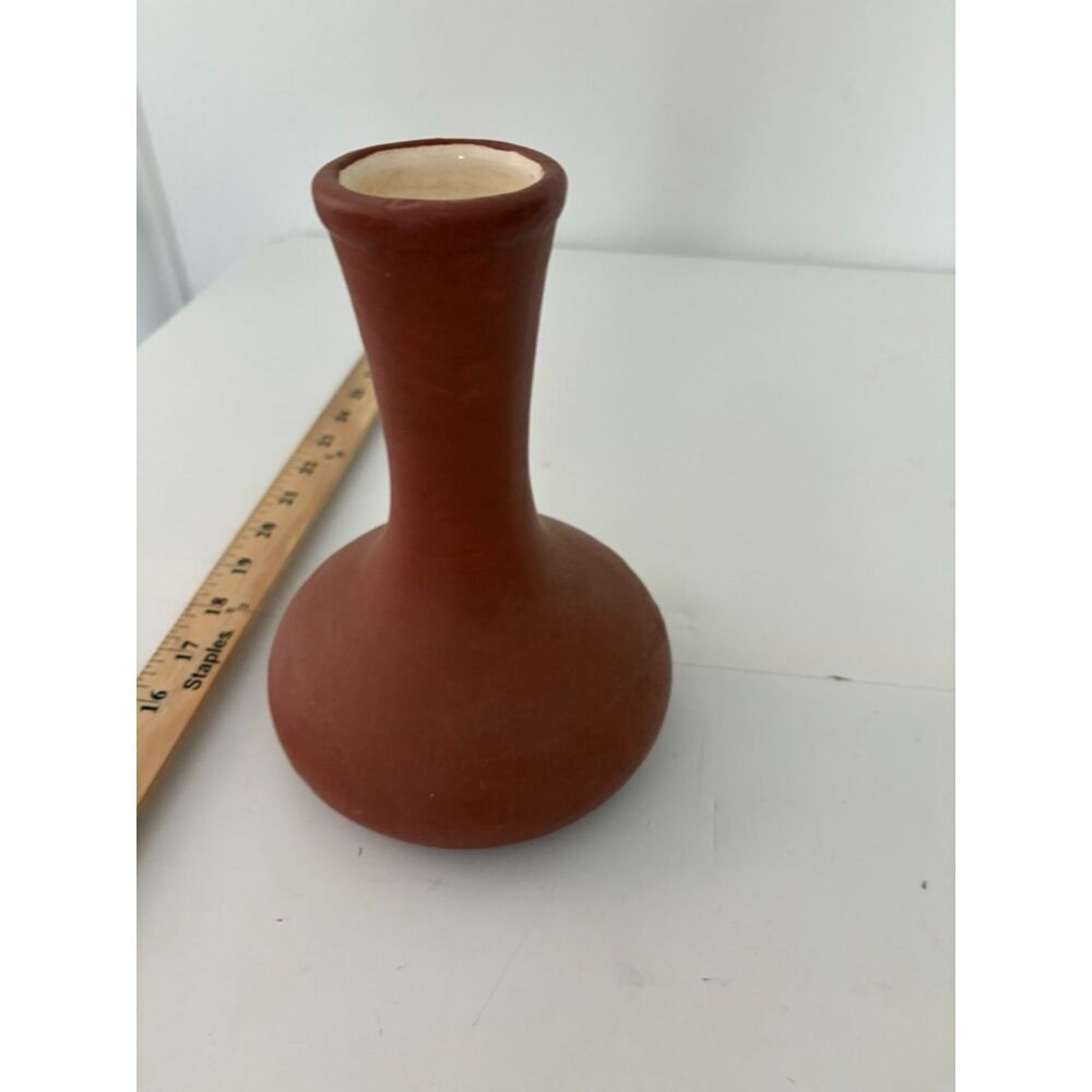 Vtg southwest matte red clay vase